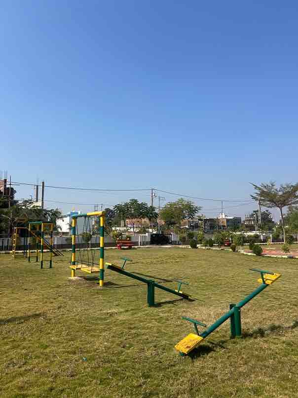 Shalimar Green Town- Residential Plots available for sale at prices starting 1400 Rs/sqft.