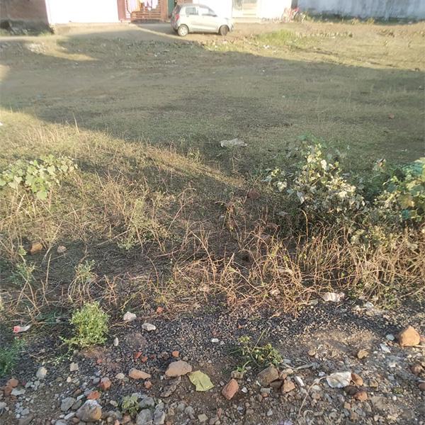 Spacious 2400 Sq. Ft. Residential Plot for Sale in Rajiv Colony, Mandla