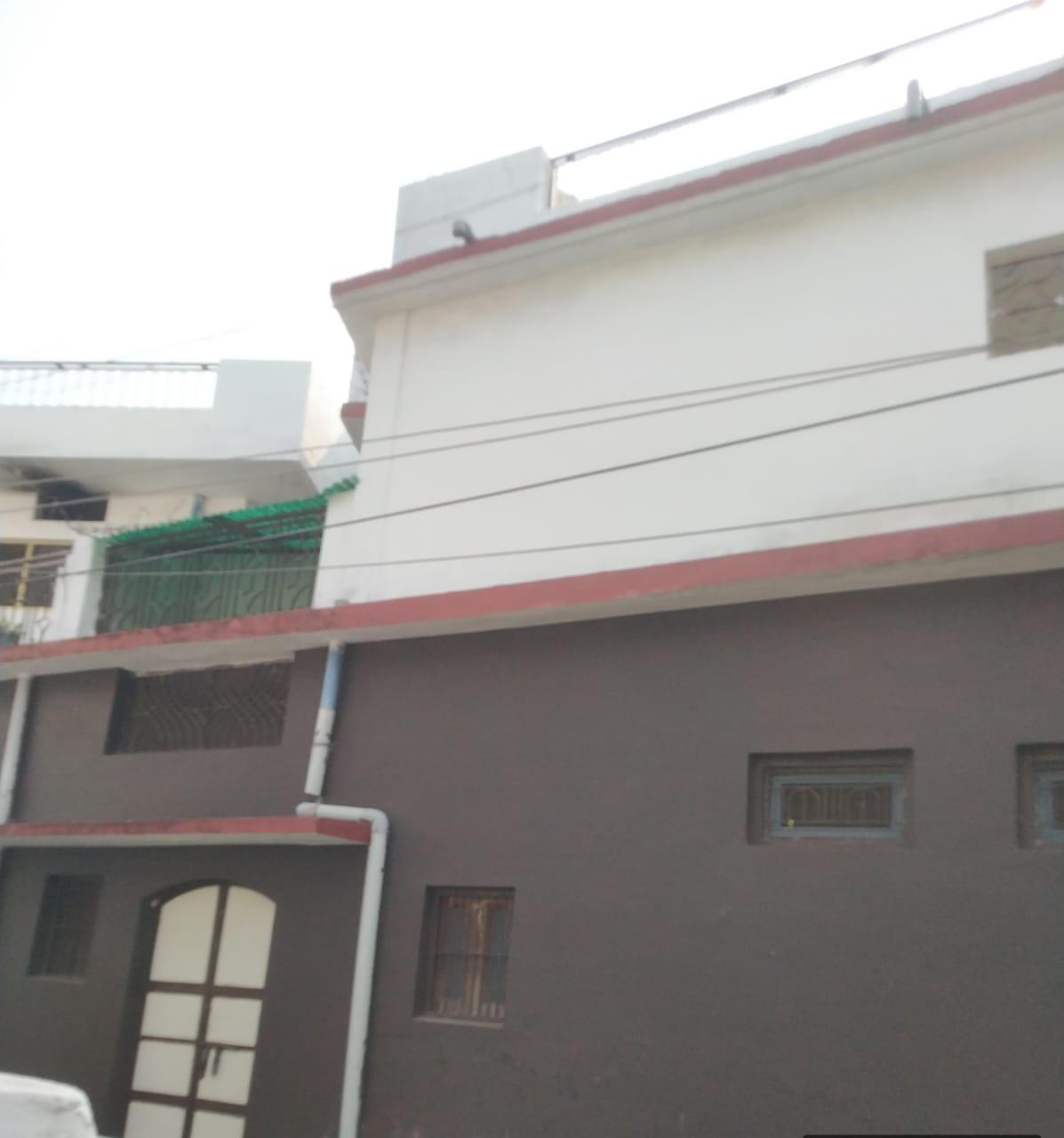 Spacious House for Sale near Uday Chowk, Budhwari Road, Mandla – ₹40 Lakh