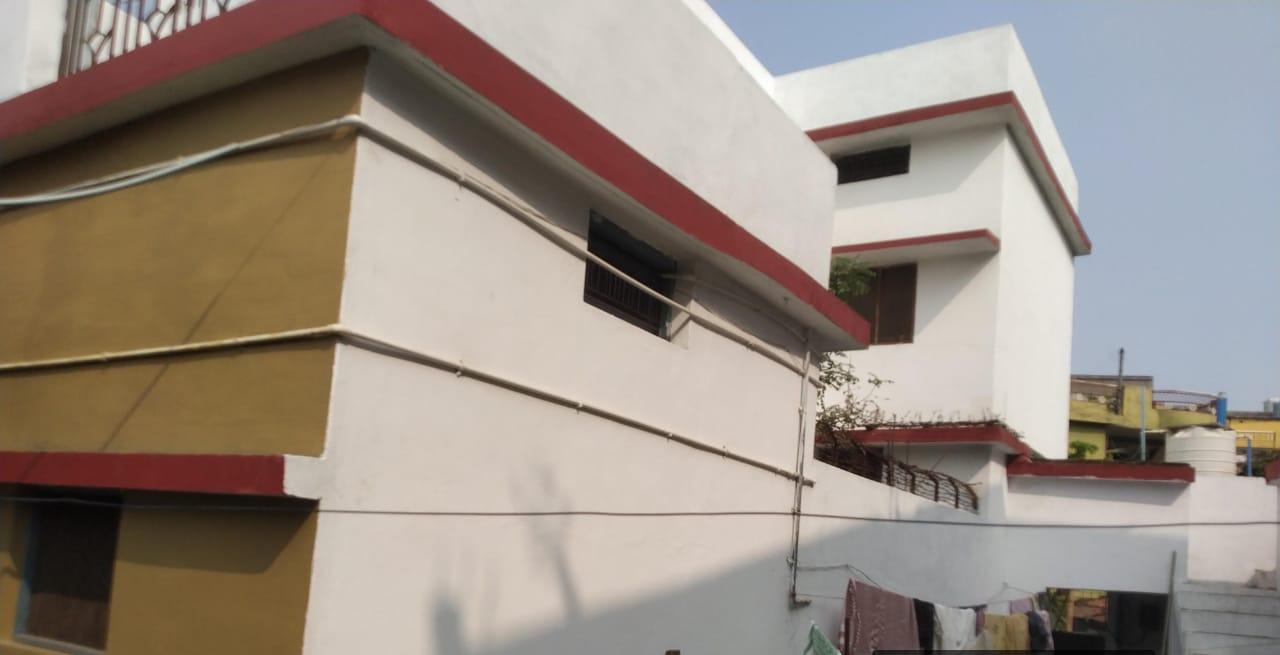 Spacious House for Sale near Uday Chowk, Budhwari Road, Mandla – ₹40 Lakh