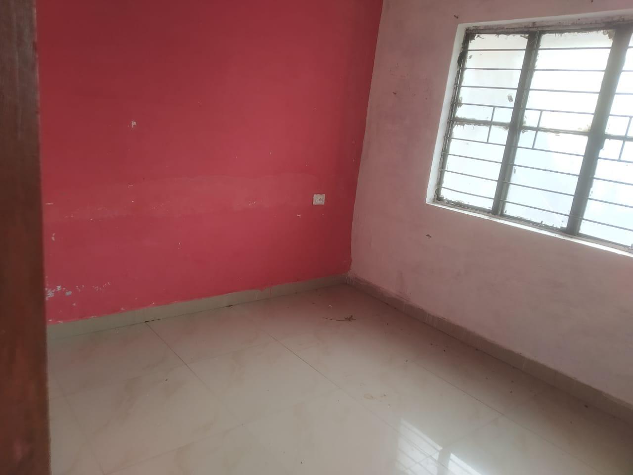 Affordable 2BHK House for Sale in Rajiv Colony, Housing Board, Mandla – ₹15 Lakh