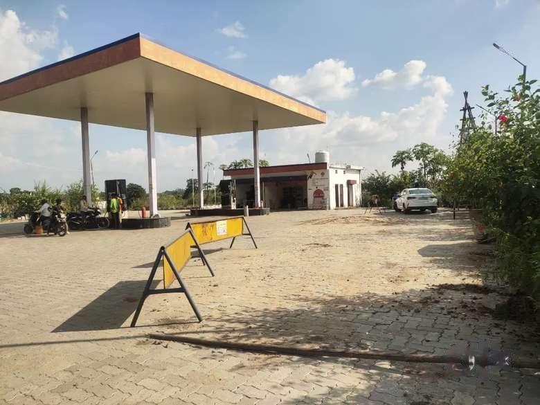 Petrol Pump + Hotel for Sale in KD Petroleum, Kedarpur – ₹6 Crore